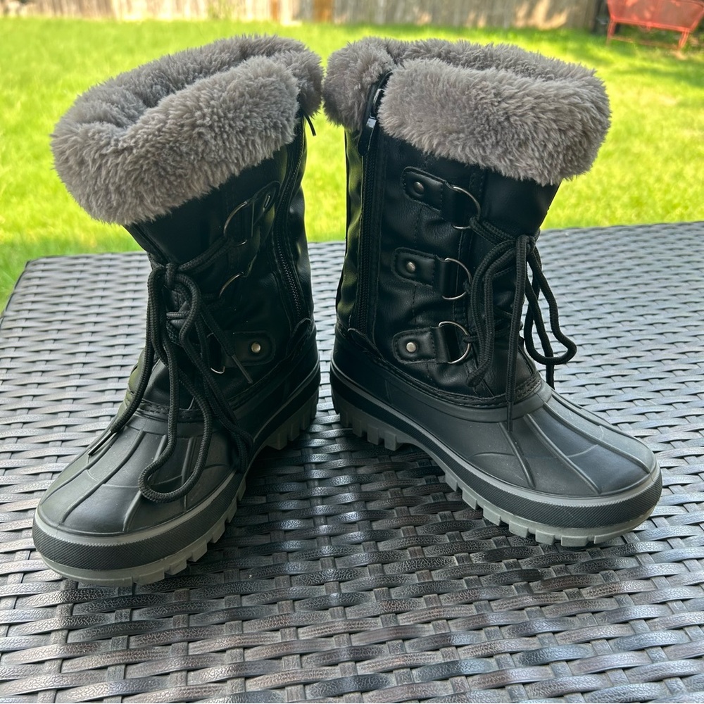 Dream Pairs Waterproof Snow Boots Size 13